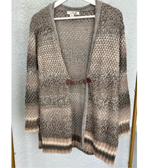 Simply Noelle Sweaters - Simply Noelle Beige/Grey Knit Clasp Front Cardigan L/XL